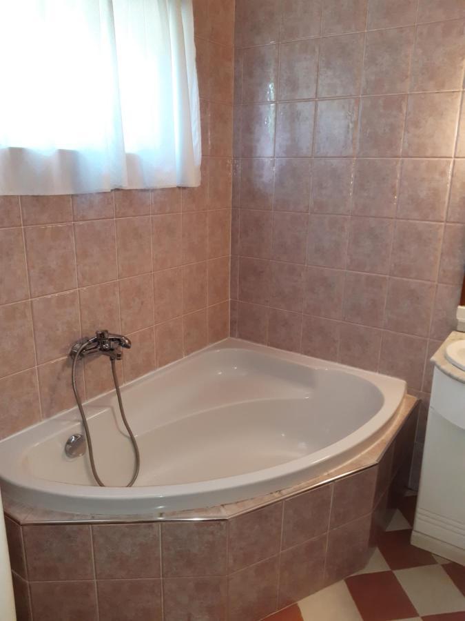 Fodi Apartman Zalakaros Buitenkant foto