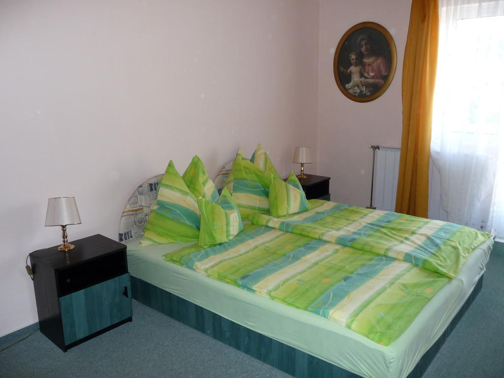 Fodi Apartman Zalakaros Buitenkant foto